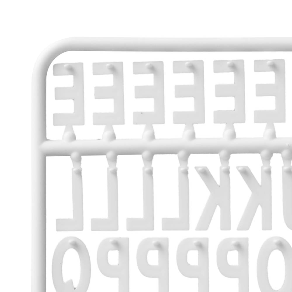 Litery i cyfry do wpinania na tablicę - zestaw